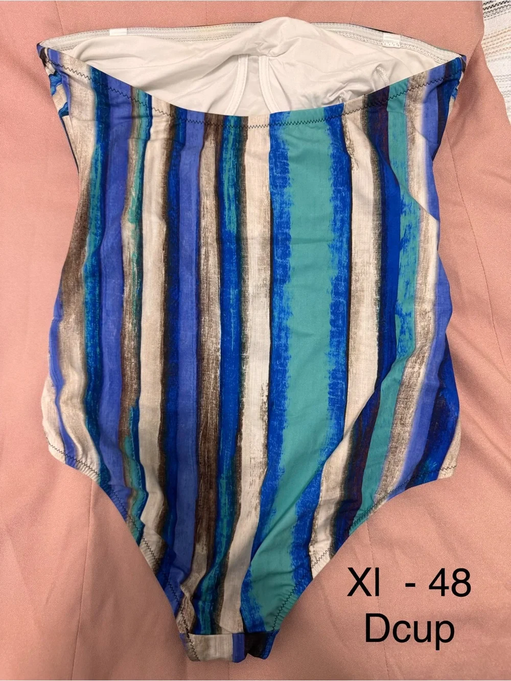 Masquenada Blue Multicolor One-Piece Swimsuit Size XL - runs a bit small